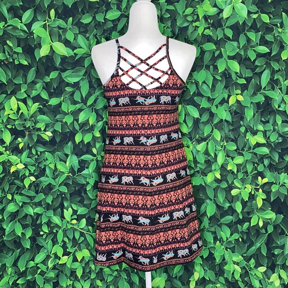 BOHO ELEPHANT PATTERNED DRESS W/ BACK CRISSCROSS STRAPS · SIZE M · XHILARATION - Picture 3 of 6